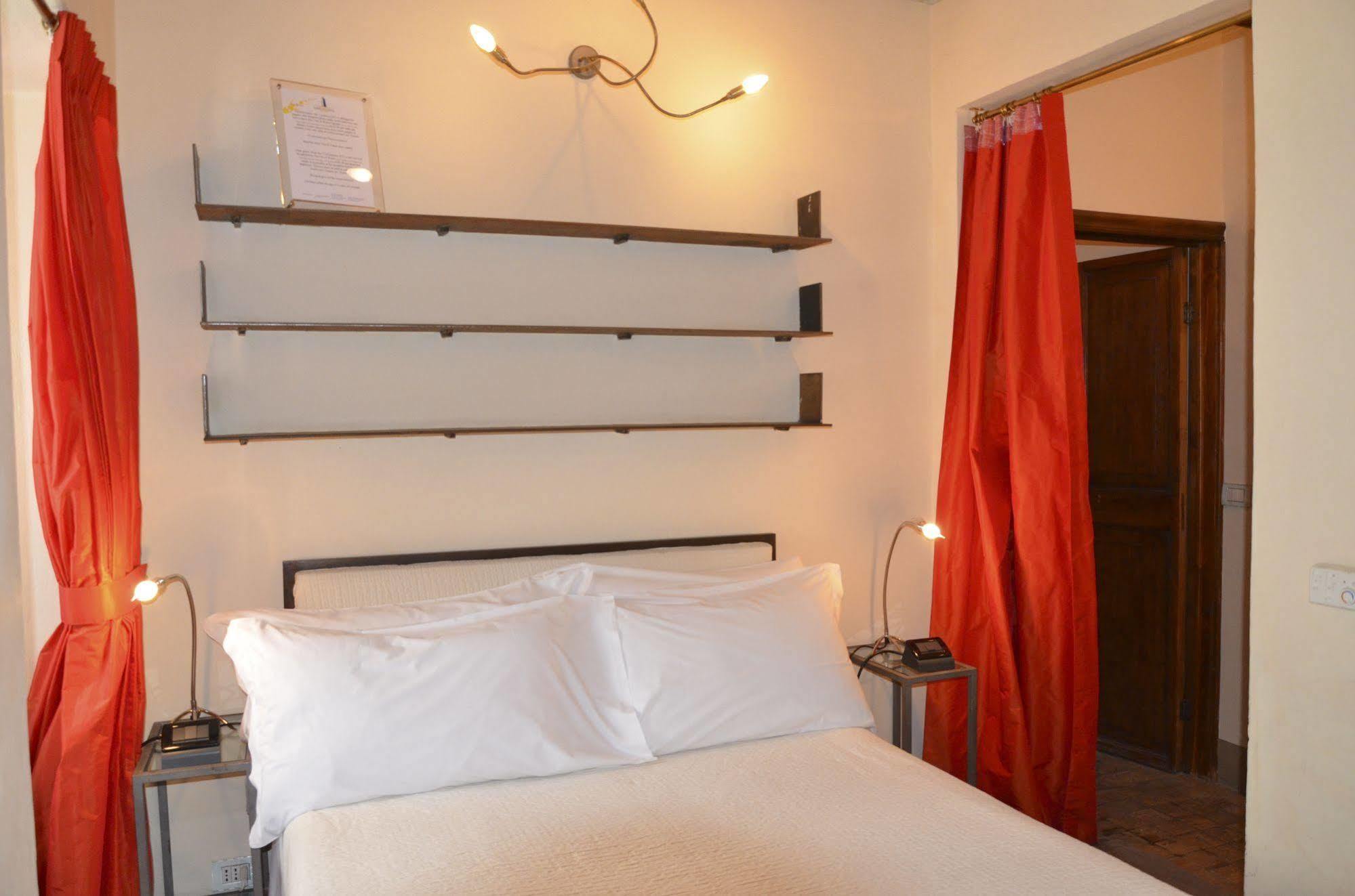 Residenza Torre Colonna Bed & Breakfast Рим Екстериор снимка